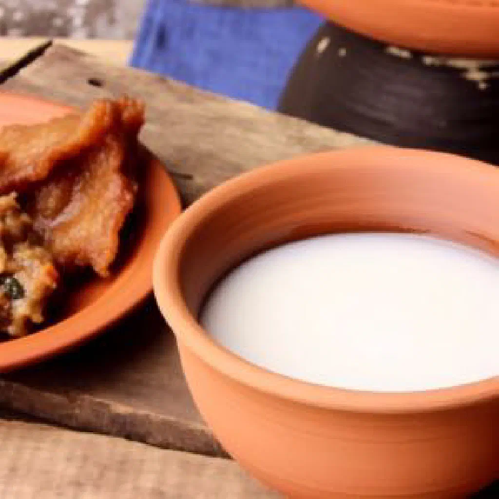 A warm bowl of smooth Nigerian ogi porridge