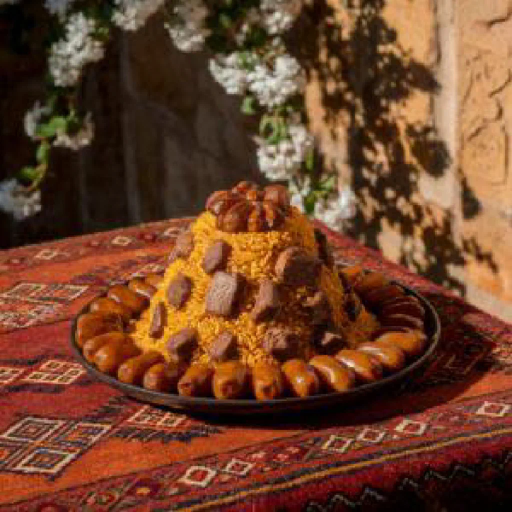 Yemeni shaariyah, tender spiced meat slow-cooked in a rich sauce